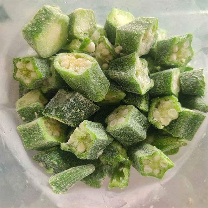 Skær frossen okra